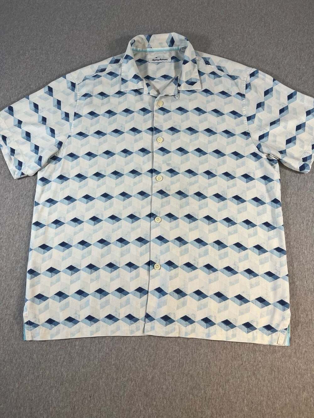 Tommy Bahama Isle of Tile Silk Blend Coolmax Short Sleeve Camp Shirt Men’s L